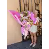 kytice hortenzií, růží a gladiol